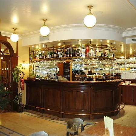 Hotel Du Roy